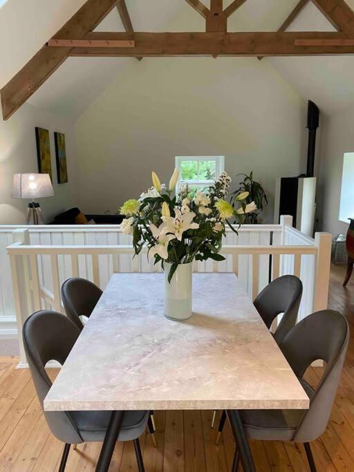 Luxury Peak District 2 Bedroom Boutique Cottage Two Dales Exterior foto