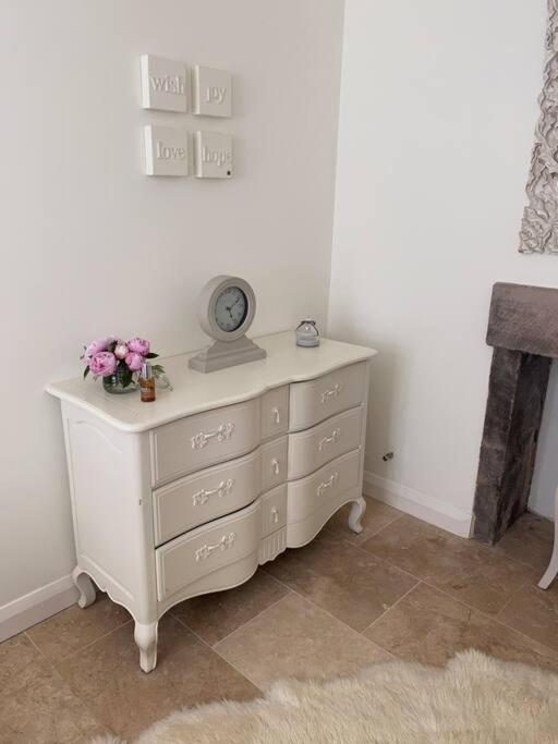 Luxury Peak District 2 Bedroom Boutique Cottage Two Dales Exterior foto