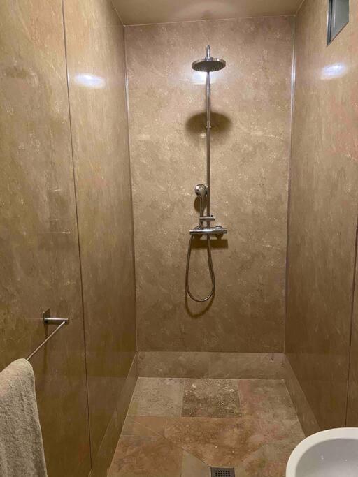 Luxury Peak District 2 Bedroom Boutique Cottage Two Dales Exterior foto